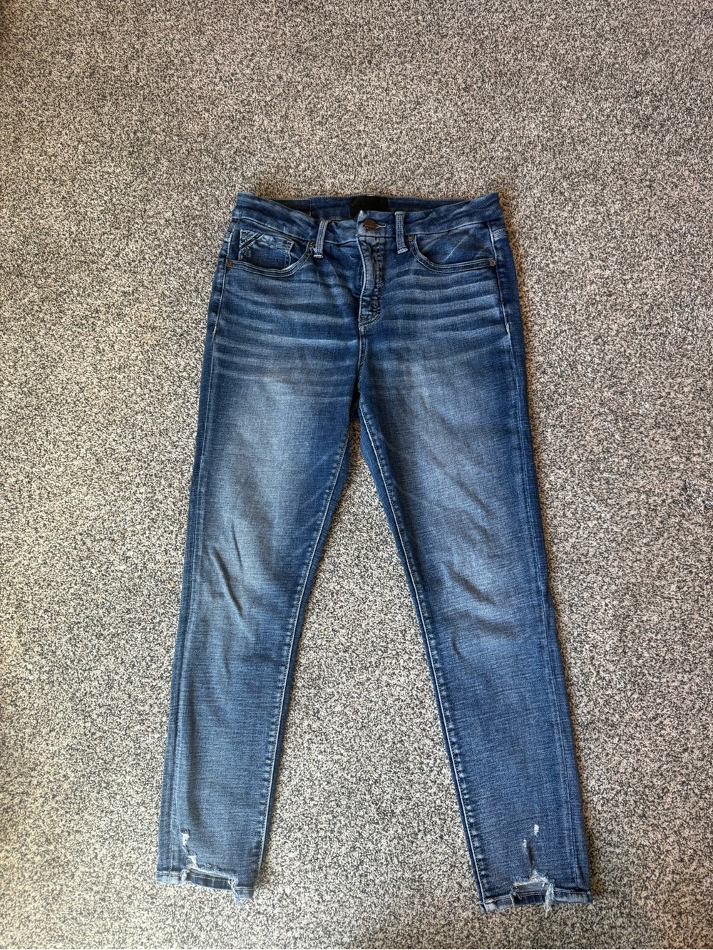 Buckle Black Women's Dark Blue Skinny Jeans